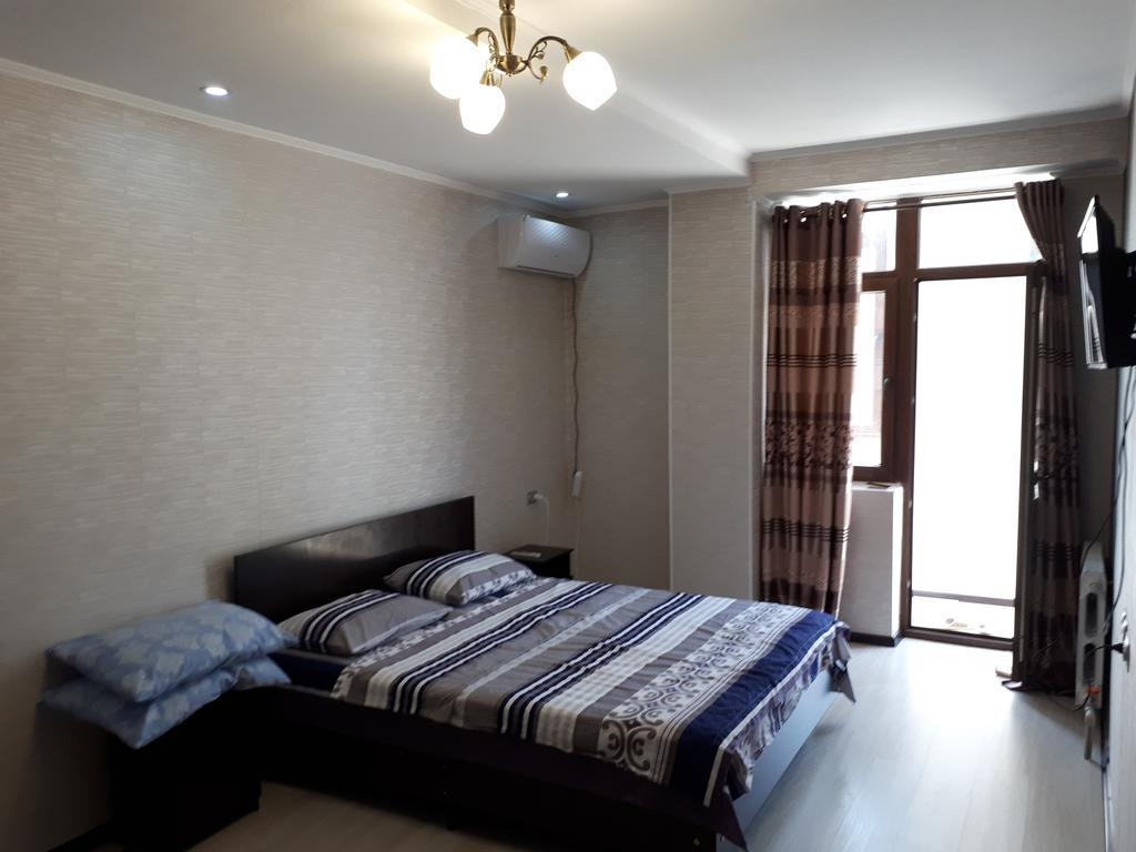 בישקק Oscar'S Apartments מראה חיצוני תמונה